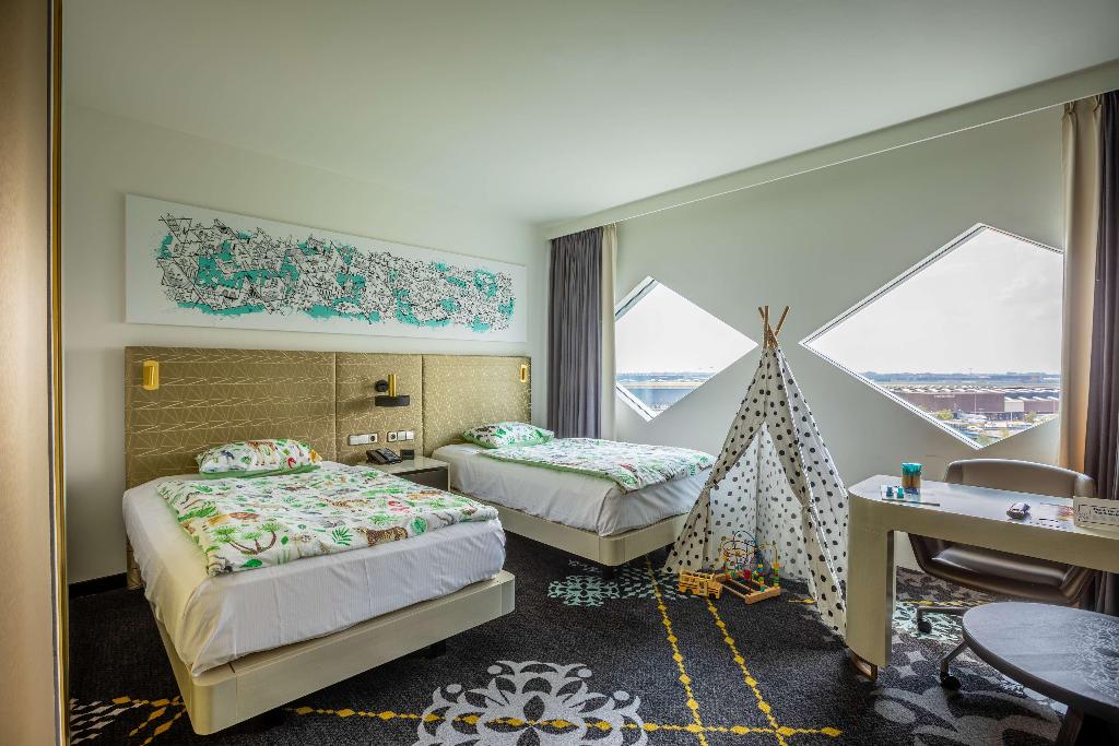 Галерея изображений Hilton Amsterdam Airport Schiphol