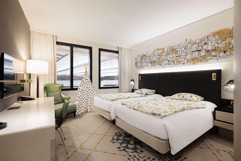 Галерея изображений Hilton Amsterdam Airport Schiphol