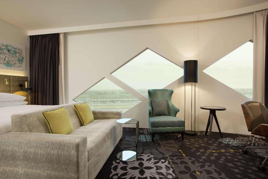 Галерея изображений Hilton Amsterdam Airport Schiphol