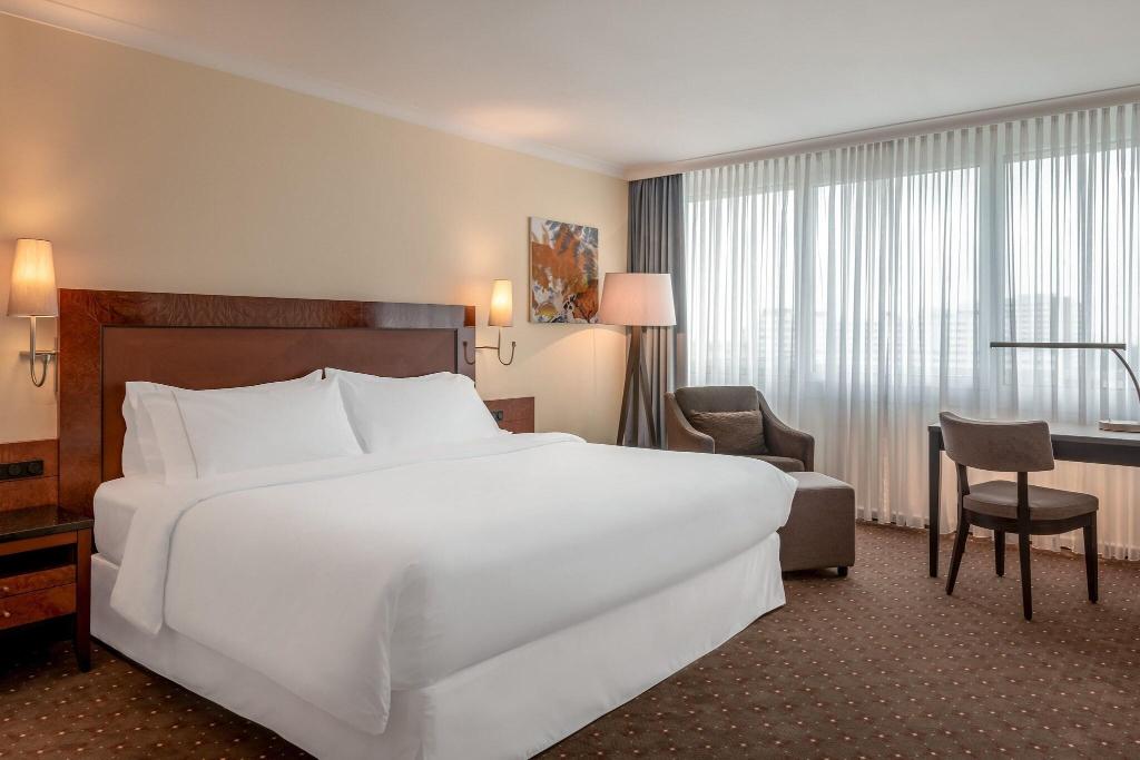 hotel-thumb