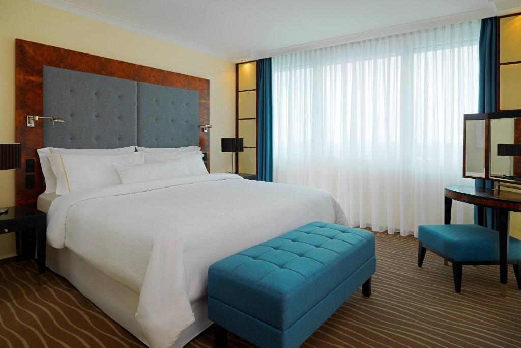 hotel-thumb