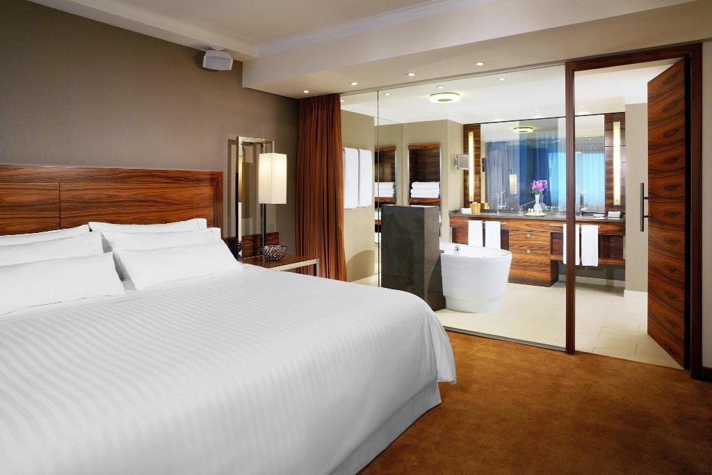 hotel-thumb