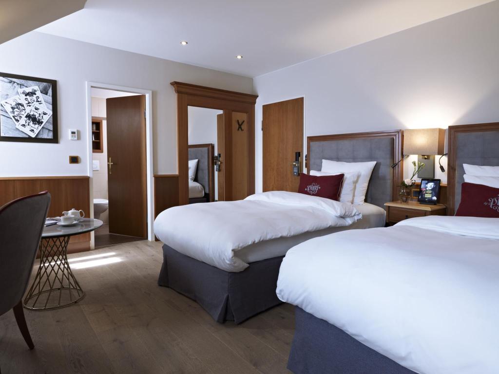 hotel-thumb