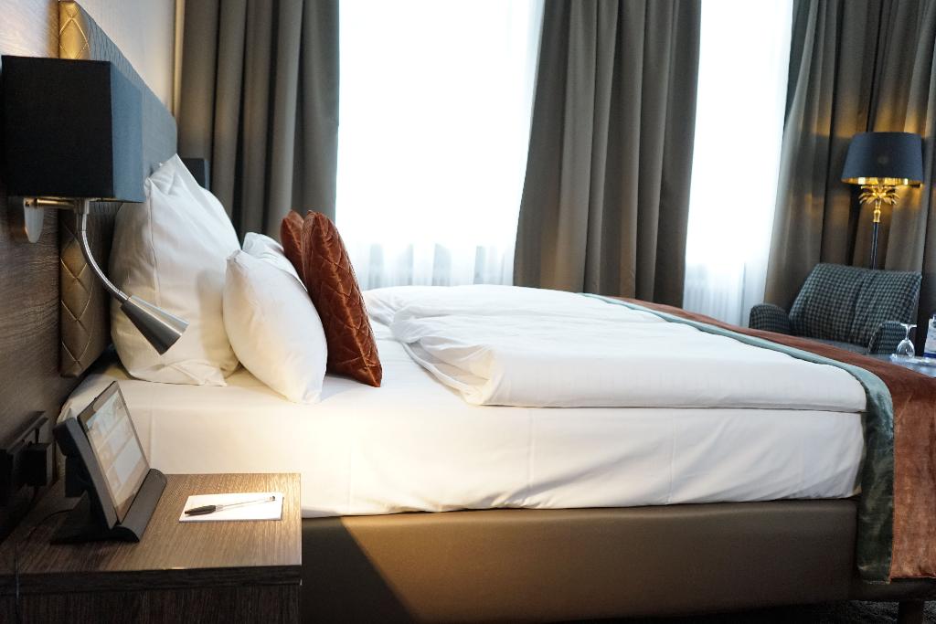 hotel-thumb