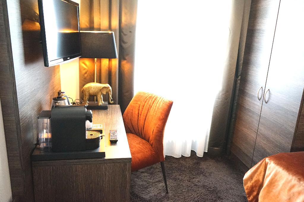 hotel-thumb