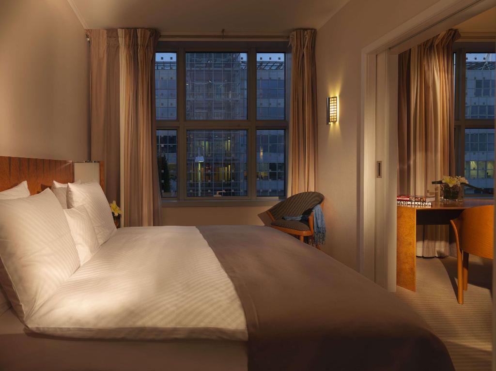 hotel-thumb