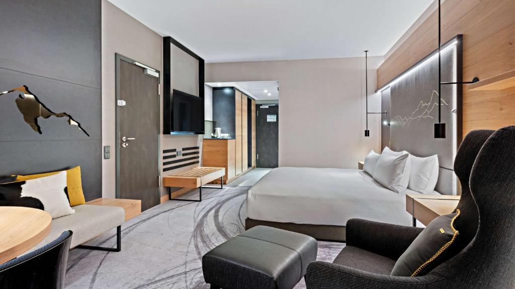 hotel-thumb
