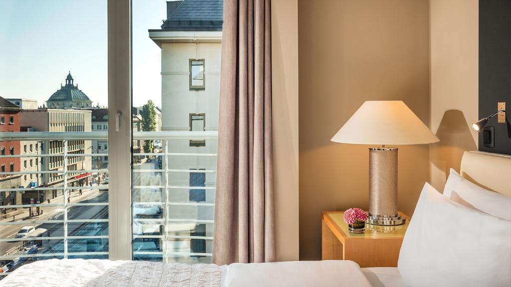hotel-thumb