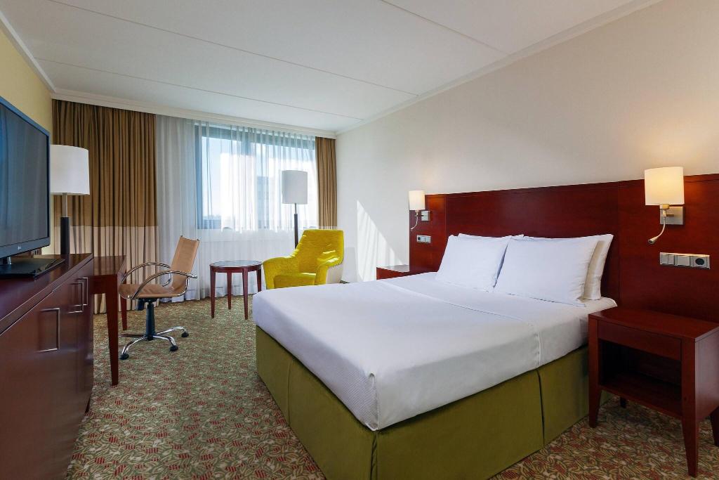 hotel-thumb