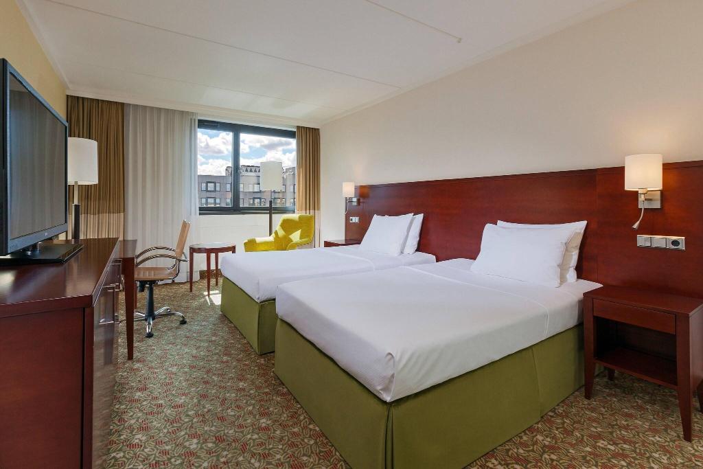 hotel-thumb