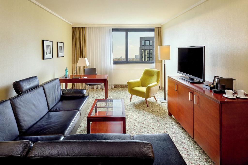 hotel-thumb