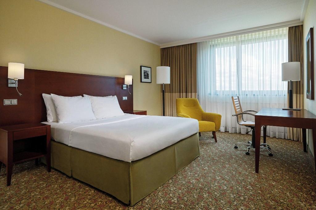 hotel-thumb