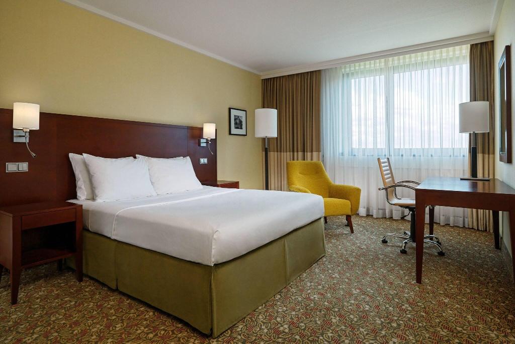 hotel-thumb