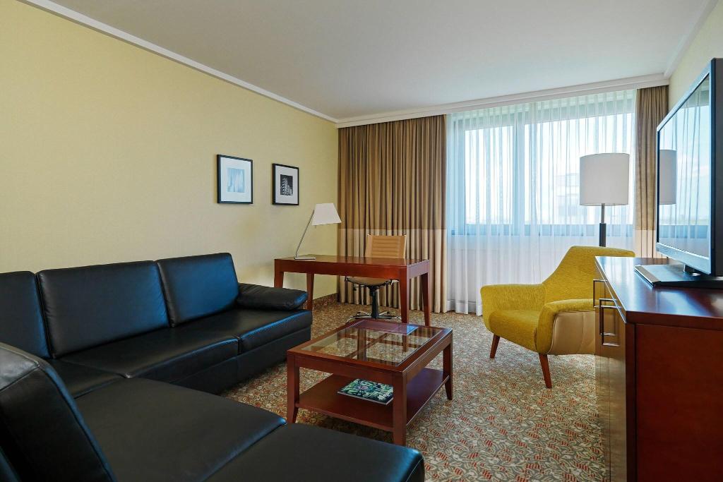 hotel-thumb