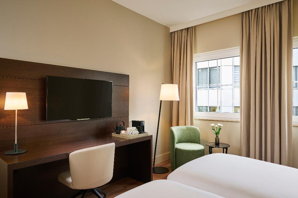 hotel-thumb