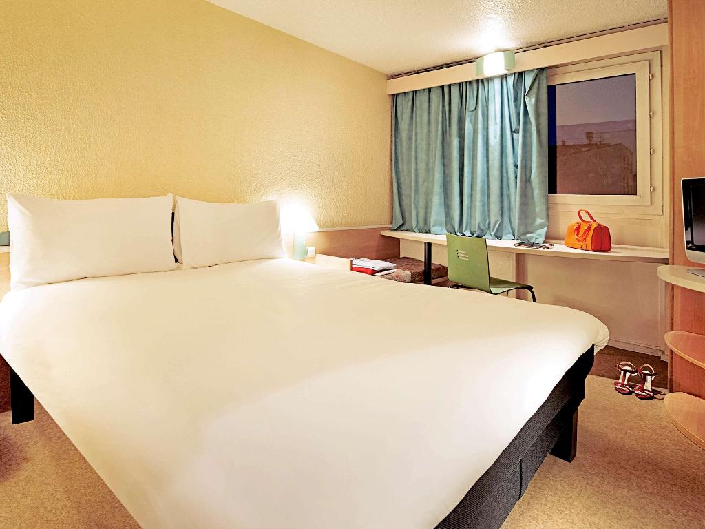 hotel-thumb