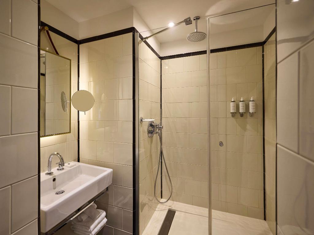 Hotel L'Echiquier Opera Paris-Mgallery