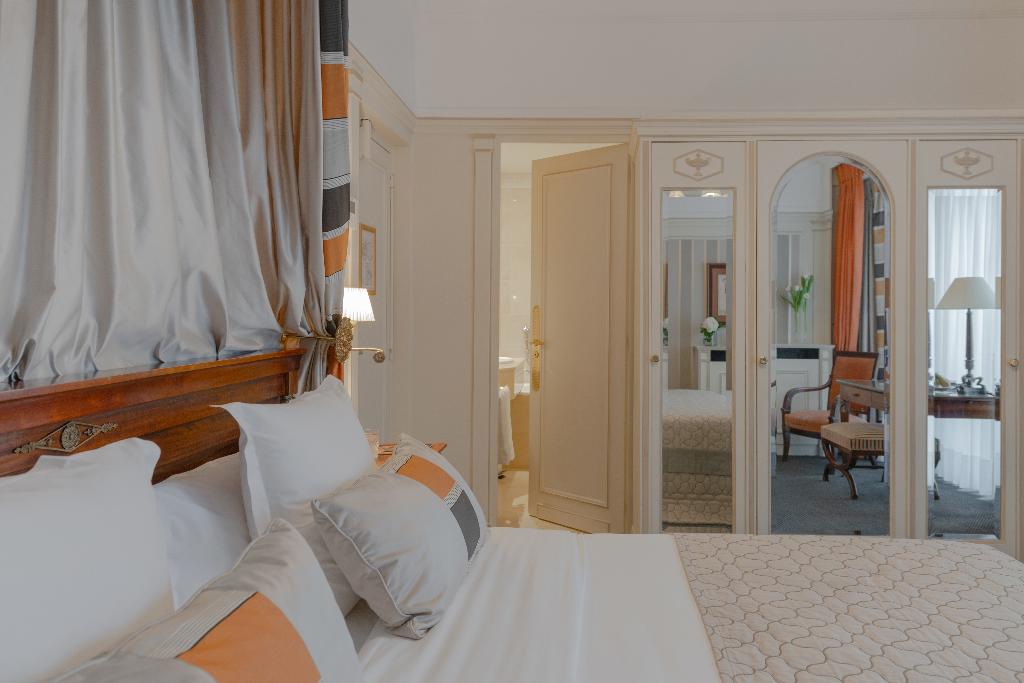 Imagem da galeria de Hotel Napoleon Paris