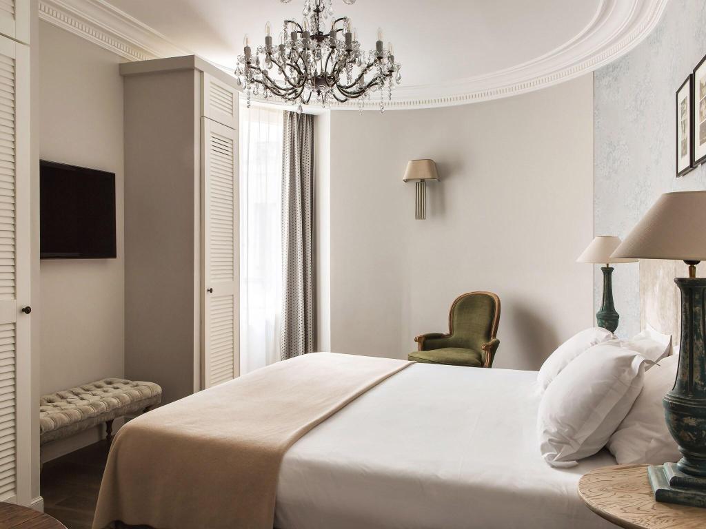 New Hotel Roblin
