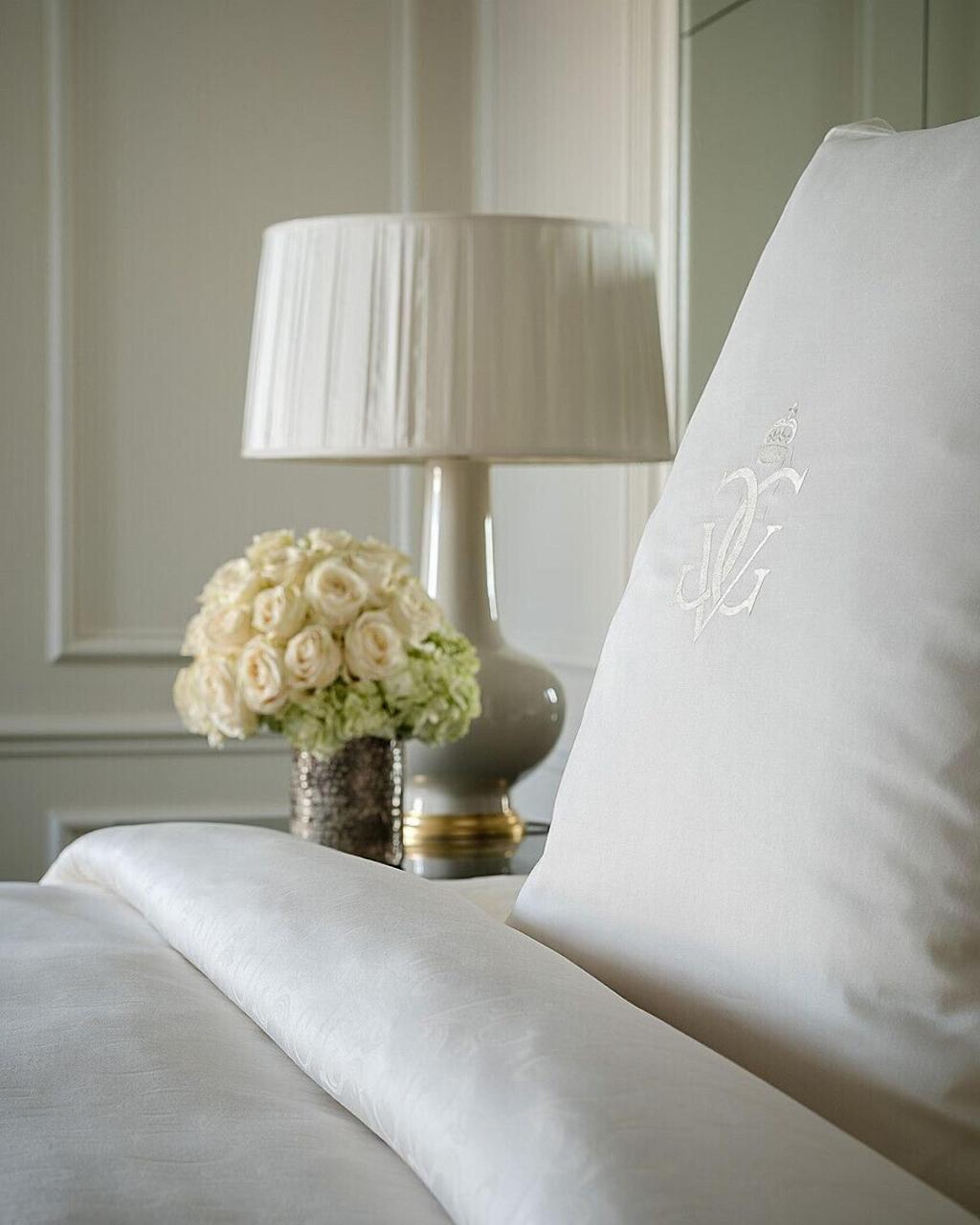 Imagem da galeria de Four Seasons Hotel George V Paris