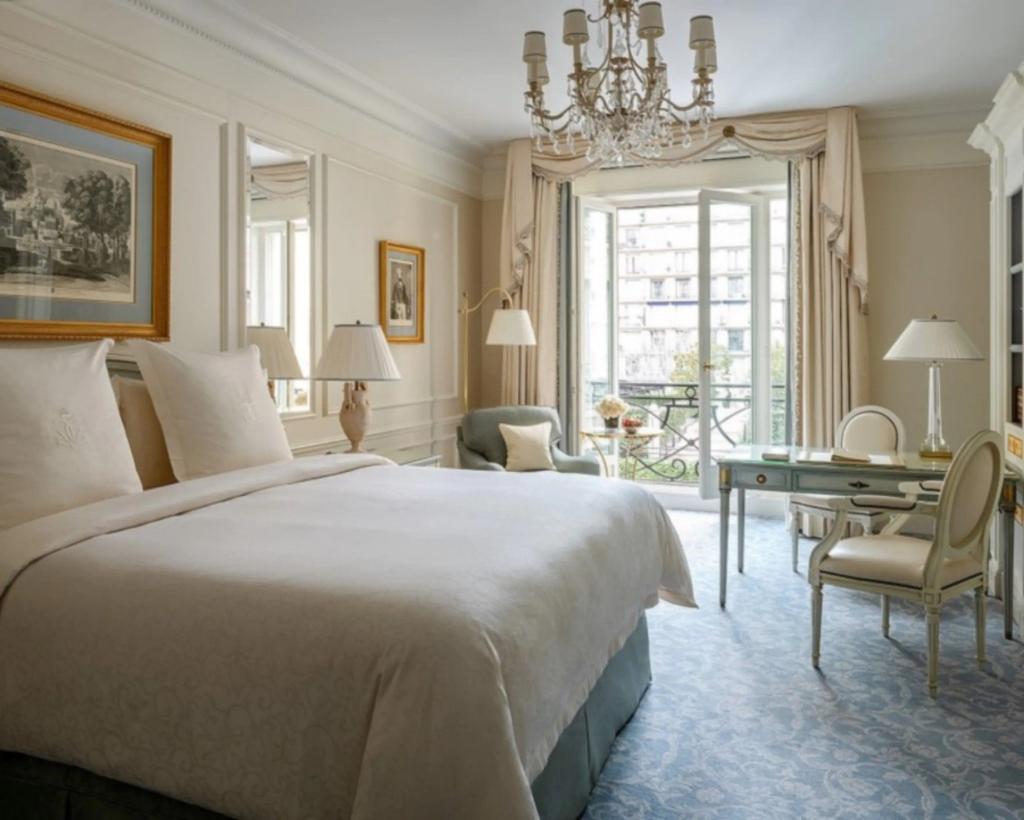 Imagem da galeria de Four Seasons Hotel George V Paris