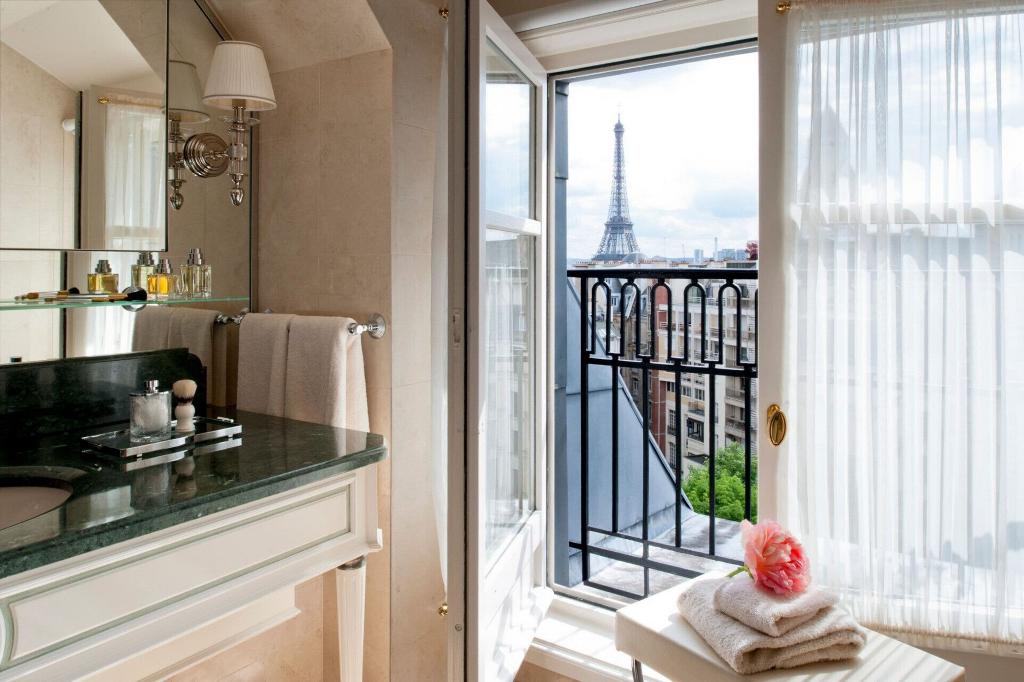 Imagem da galeria de Four Seasons Hotel George V Paris