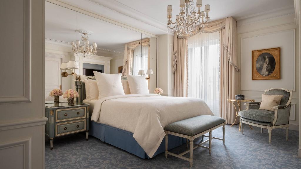 Imagem da galeria de Four Seasons Hotel George V Paris