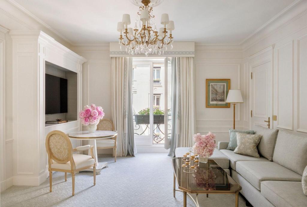 Imagem da galeria de Four Seasons Hotel George V Paris