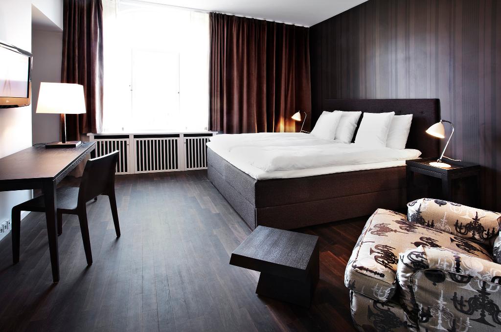 First Hotel Grand