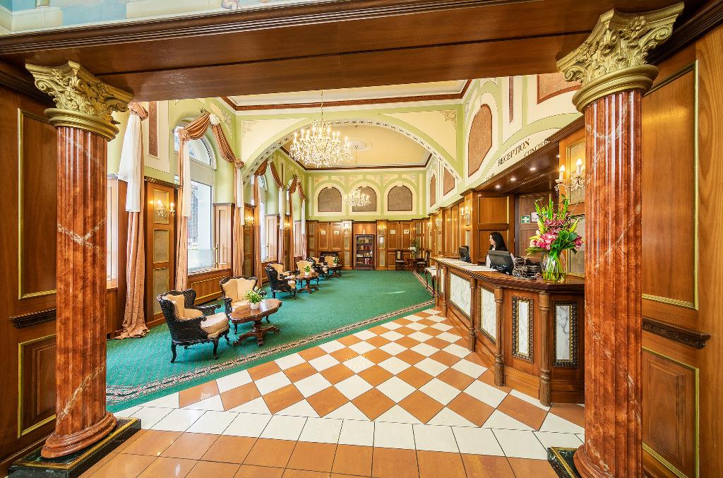Bellevue Hotel photo 33