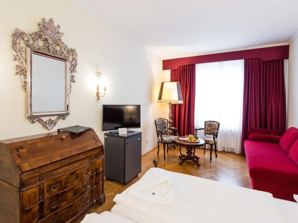 Hotel Royal, Österreich, Wien. Großes 1