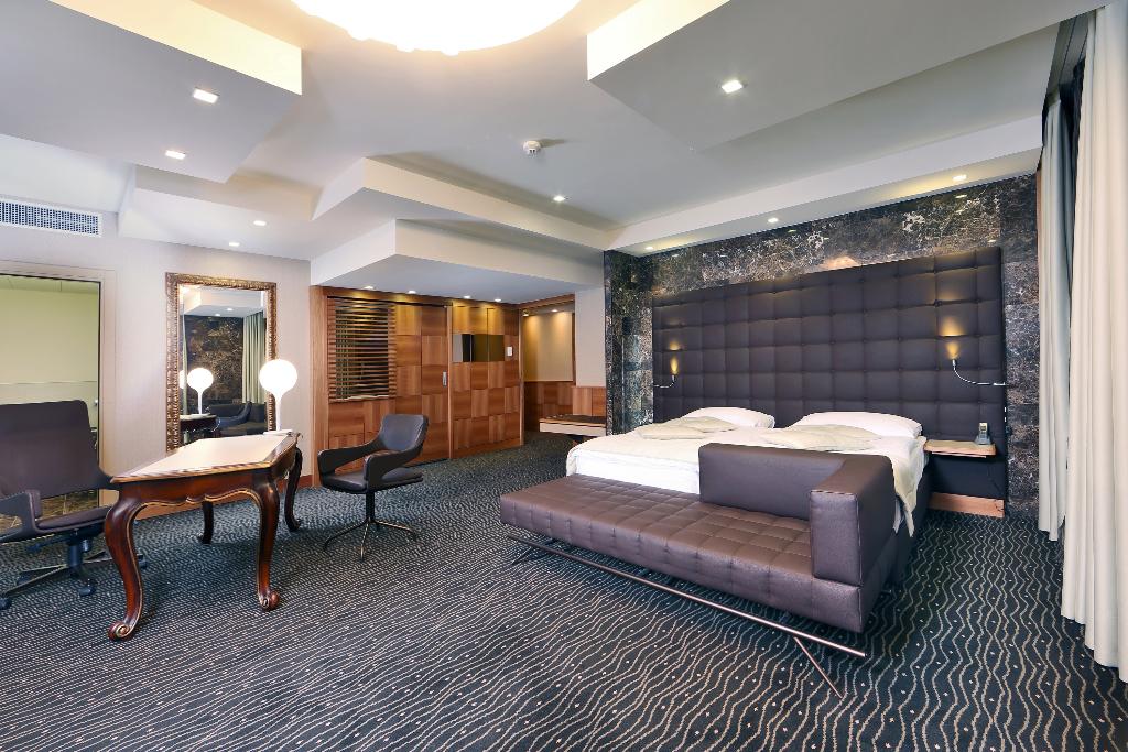 Hotel St. Gotthard, Schweiz, Zürich. Großes 1