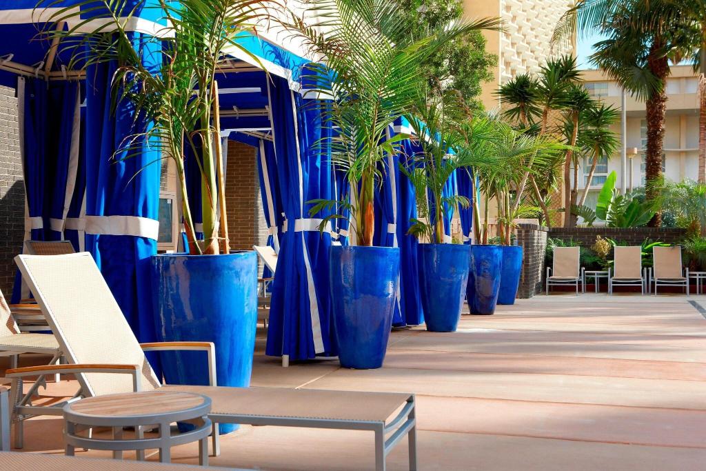 Four Points by Sheraton Los Angeles International Airport - General view