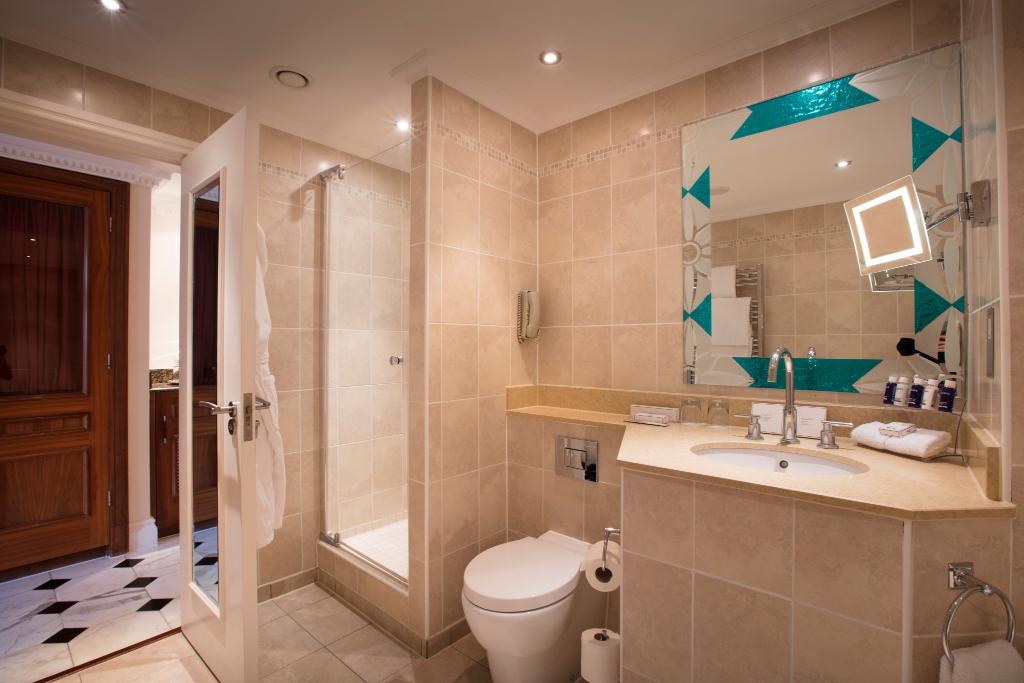 Imagem da galeria de The Royal Horseguards Hotel London