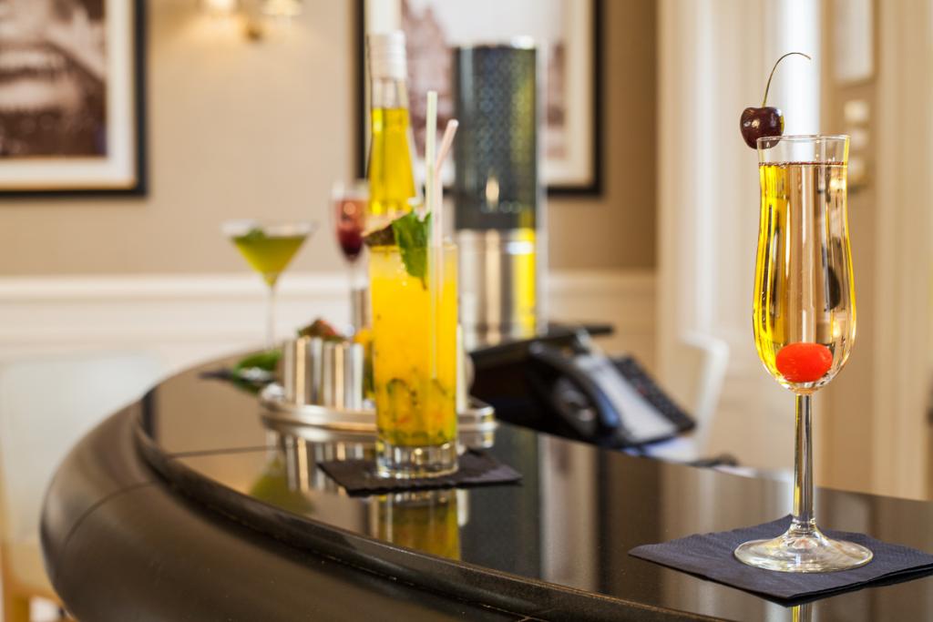 Park Grand Paddington Court - Bar
