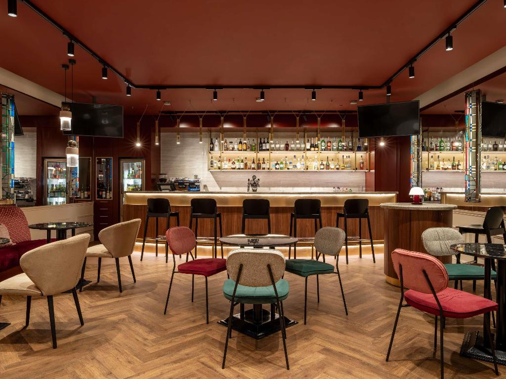 Hotel Mövenpick Hotel Budapest Centre, Ungarn, Budapest. Großes 216