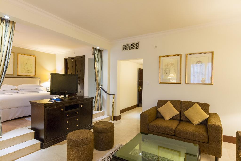 hotel-thumb
