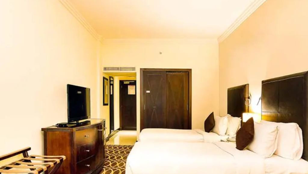 hotel-thumb