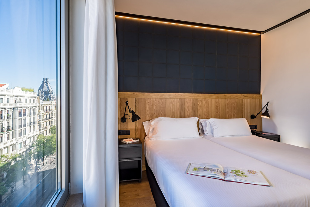 hotel-thumb