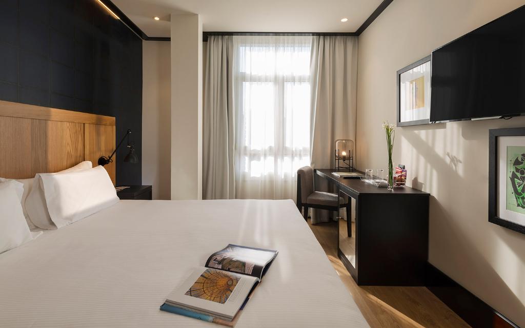 hotel-thumb
