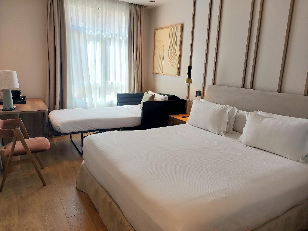 hotel-thumb