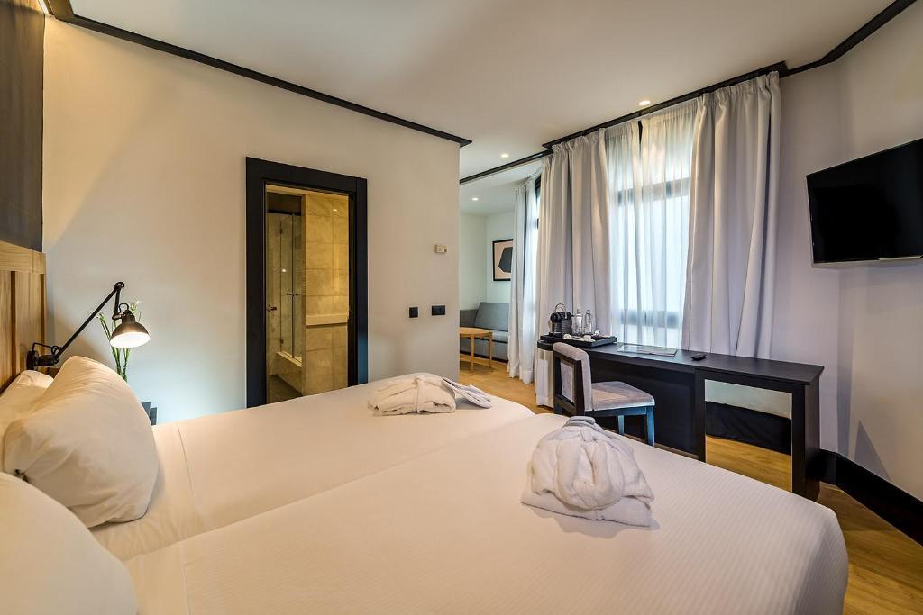 hotel-thumb