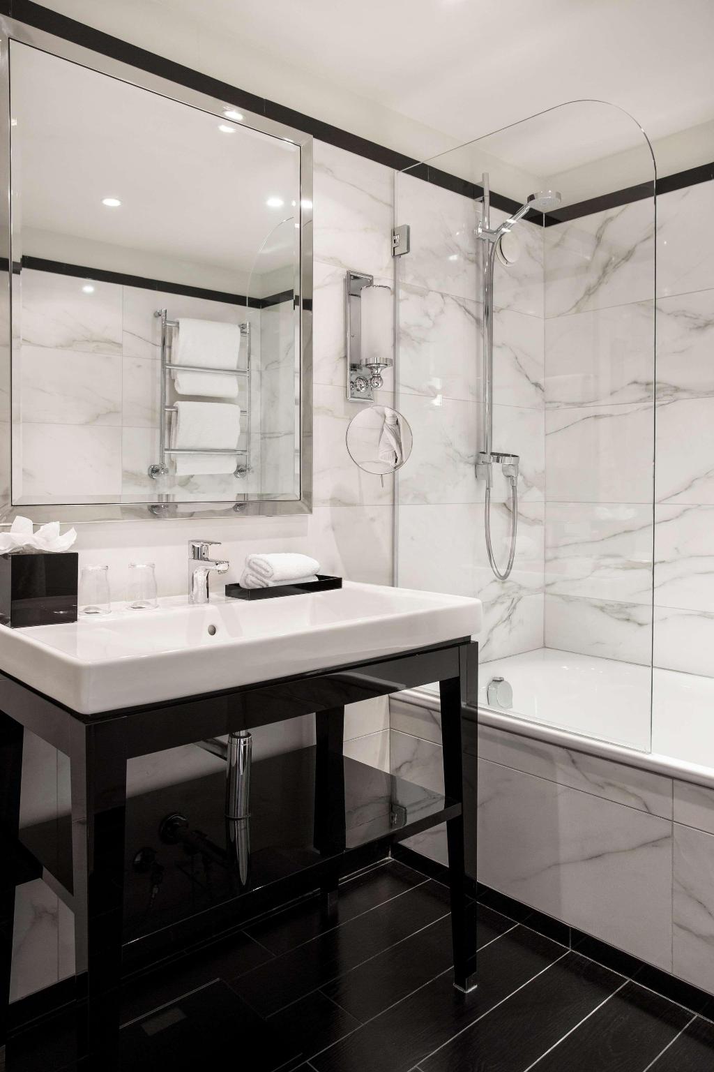 Imagen de la galería de Castille Paris - Starhotels Collezione