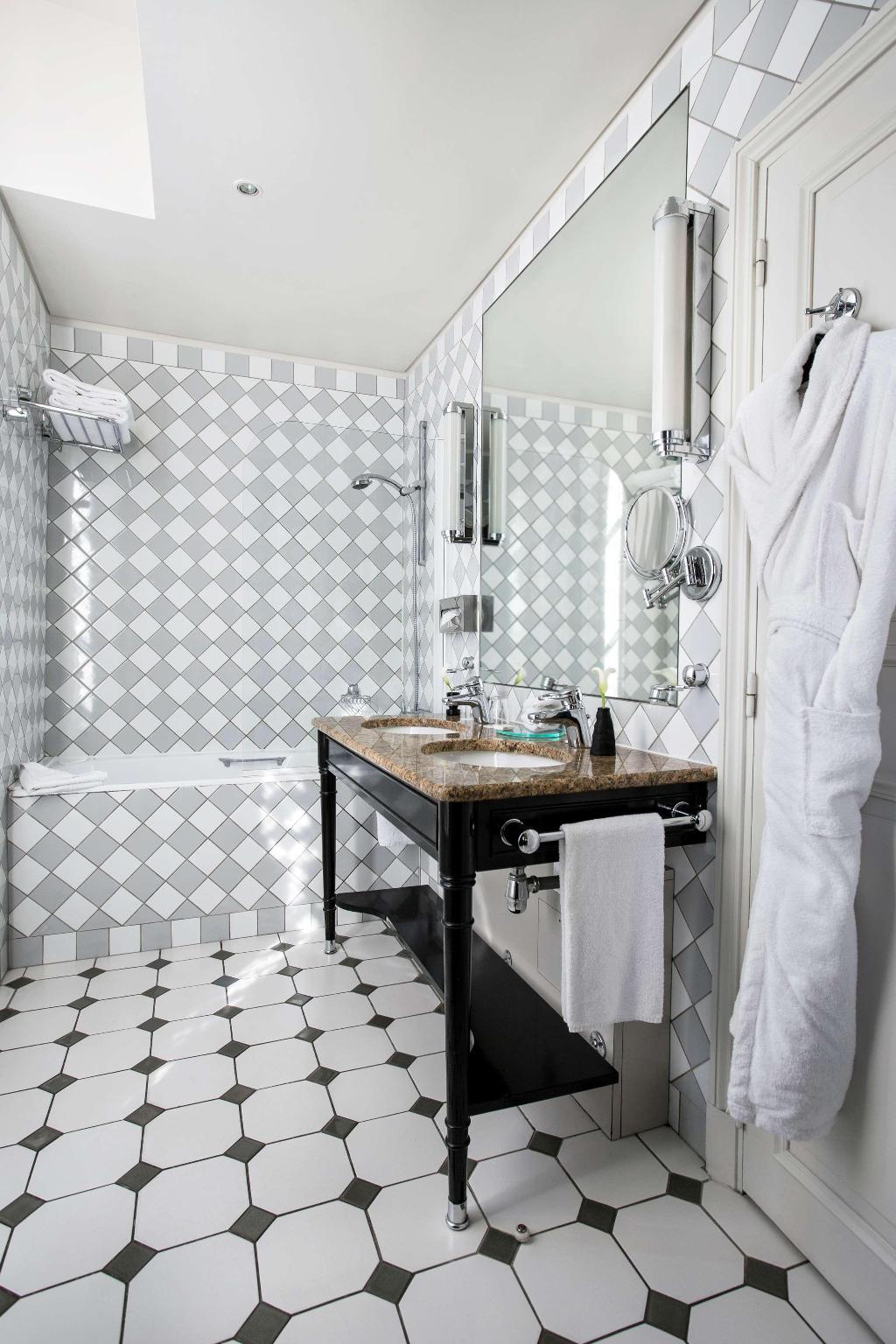 Imagen de la galería de Castille Paris - Starhotels Collezione