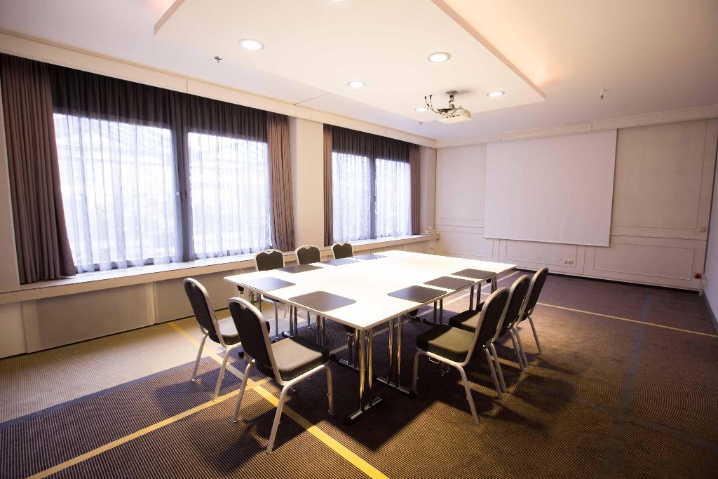 Hotel SHERATON FRANKFURT CONGRESS HOTEL