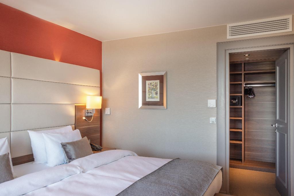 Hotel SHERATON FRANKFURT CONGRESS HOTEL