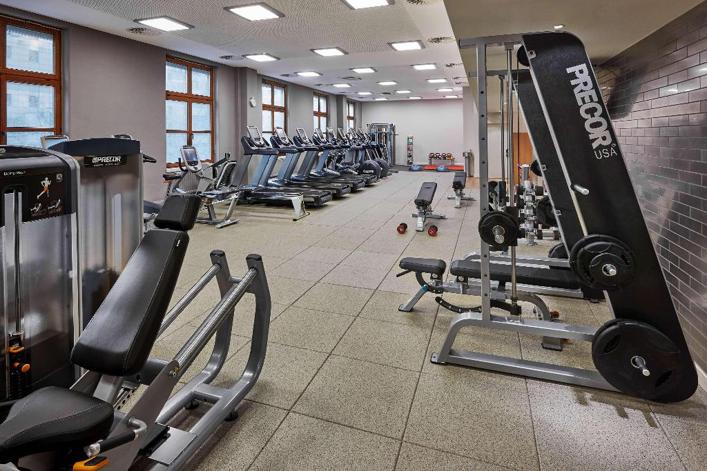 Hilton Berlin - Sports and Entertainment