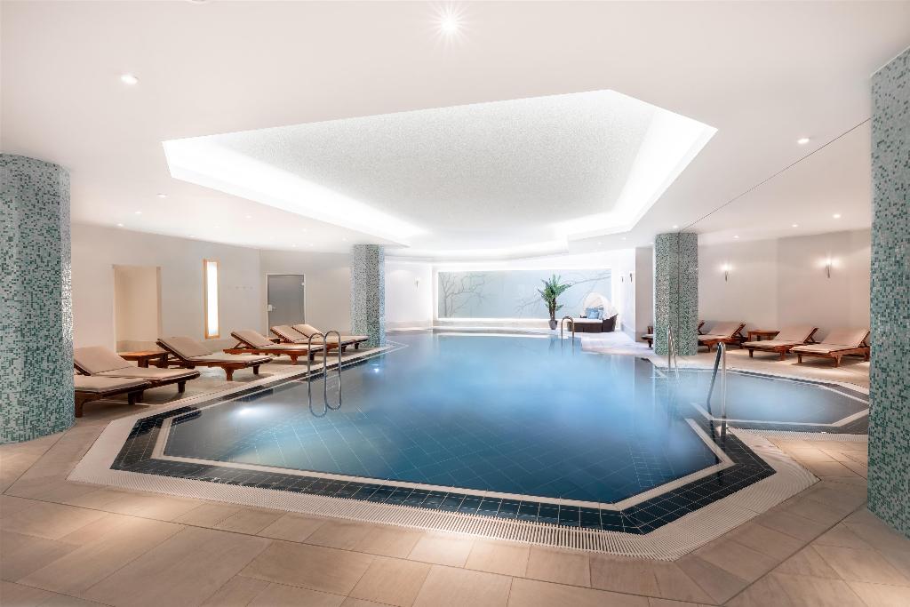 Hilton Berlin - Pool