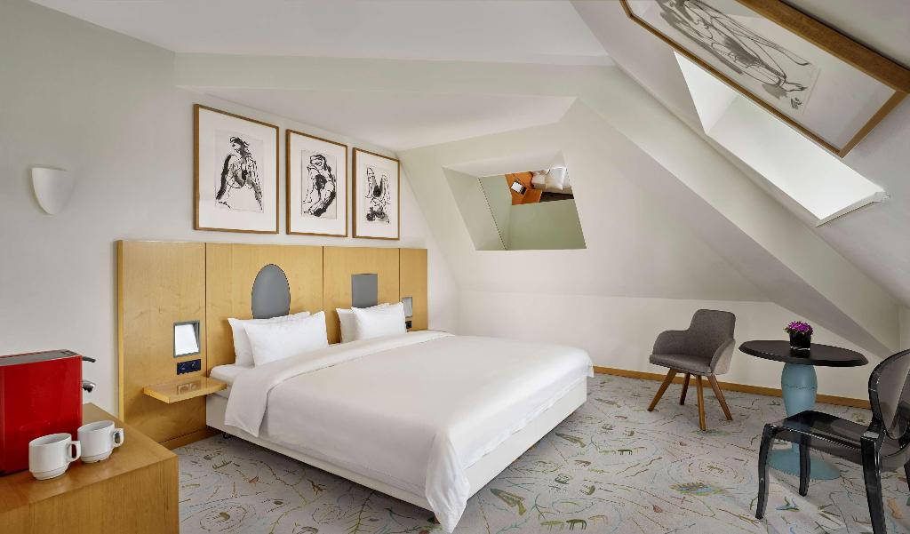 Radisson RED Berlin Kudamm