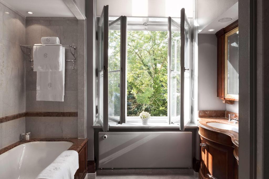 Hotel Schlosshotel Berlin By Patrick Hellmann